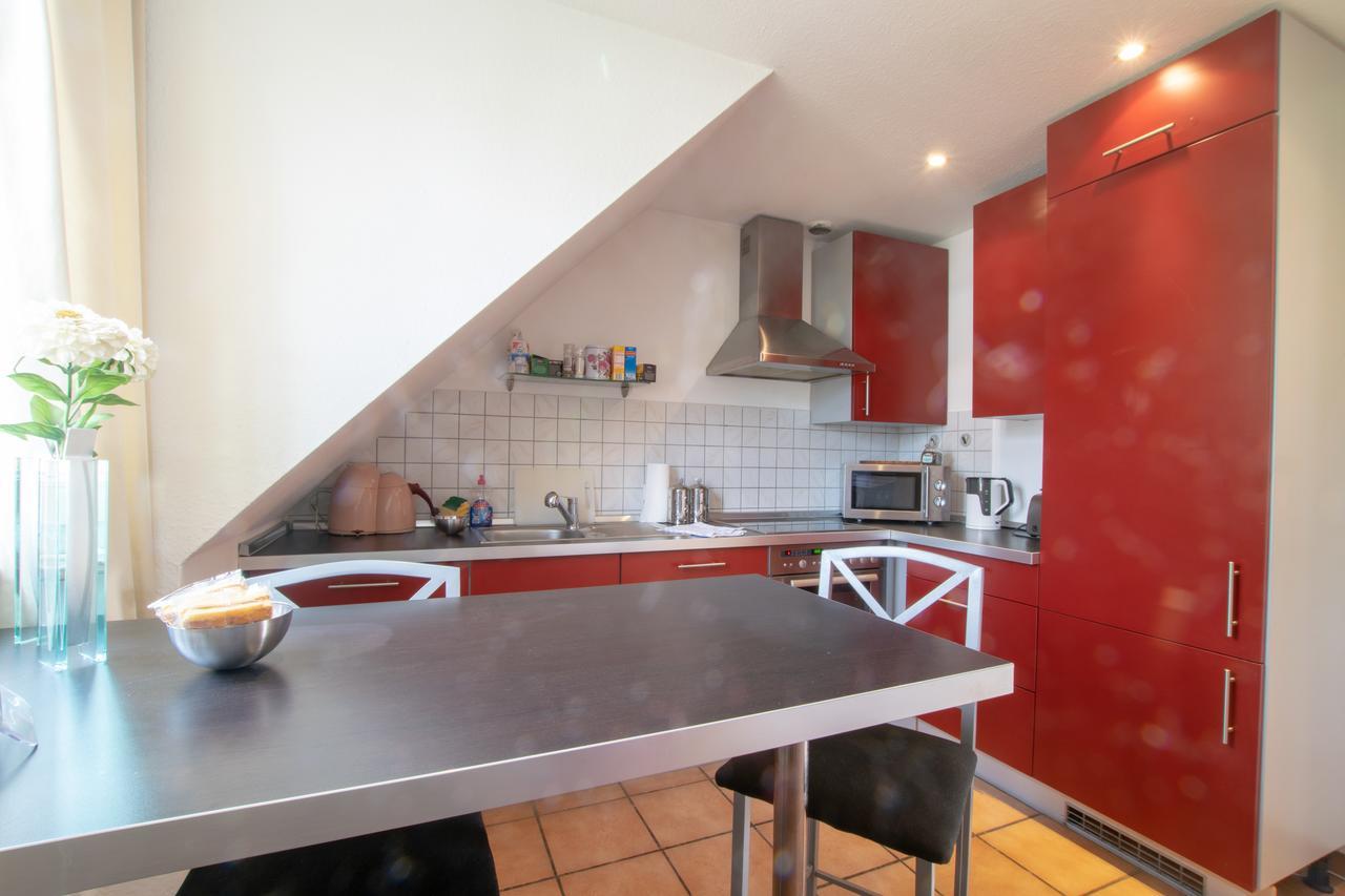 Aparthotel Generous 3 Room Apartment Meerbusch Exterior foto