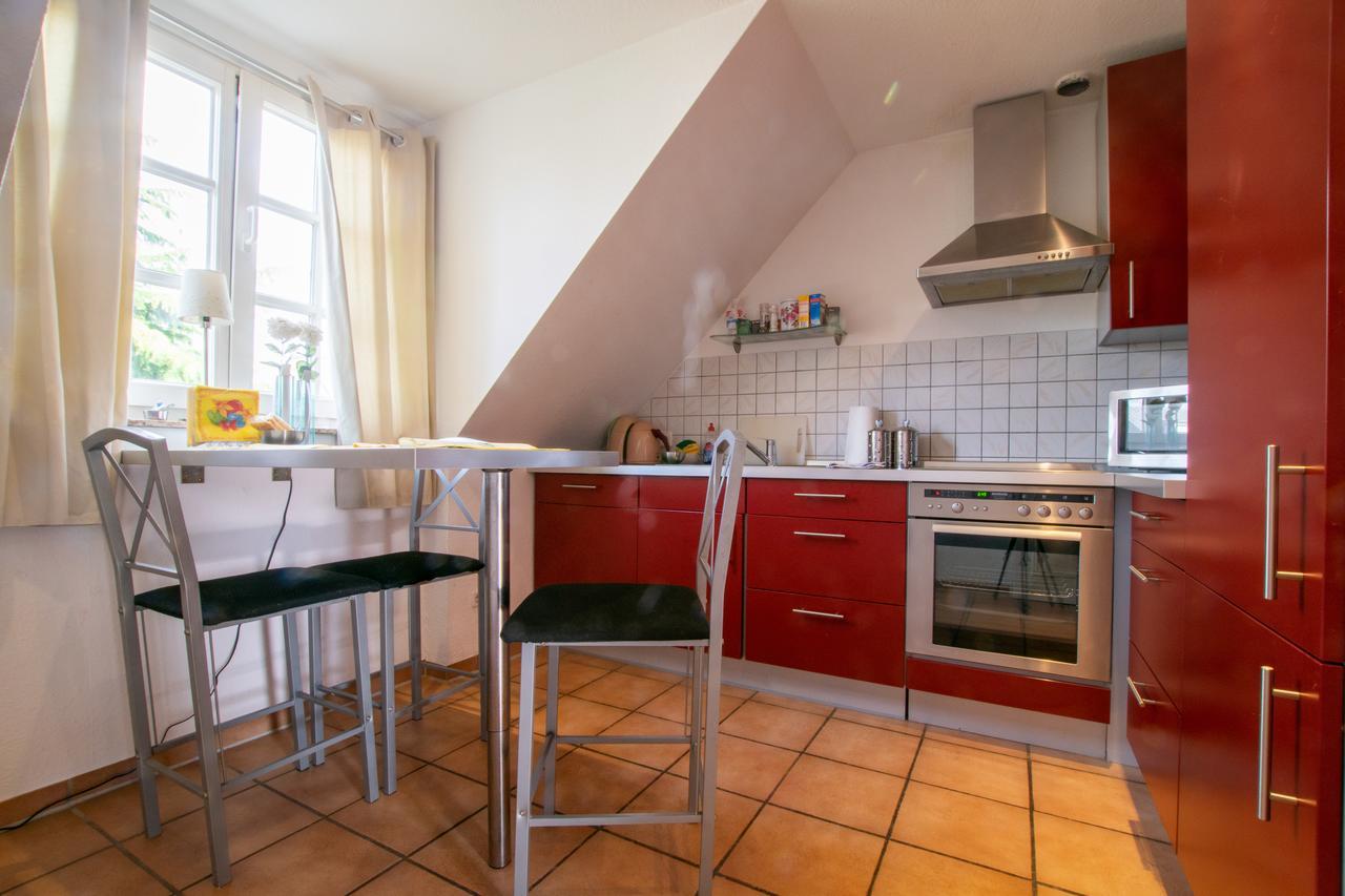 Aparthotel Generous 3 Room Apartment Meerbusch Exterior foto